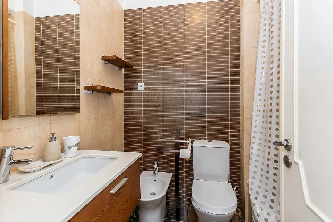 Apartamento T2 para Venda em São Domingos de Benfica Foto 11