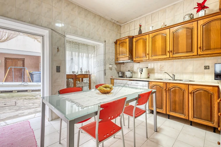 Moradia T3 para Venda em Pedroso e Seixezelo Foto 9