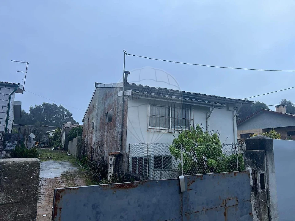 Moradia T2 para Venda em Gulpilhares e Valadares Foto 2