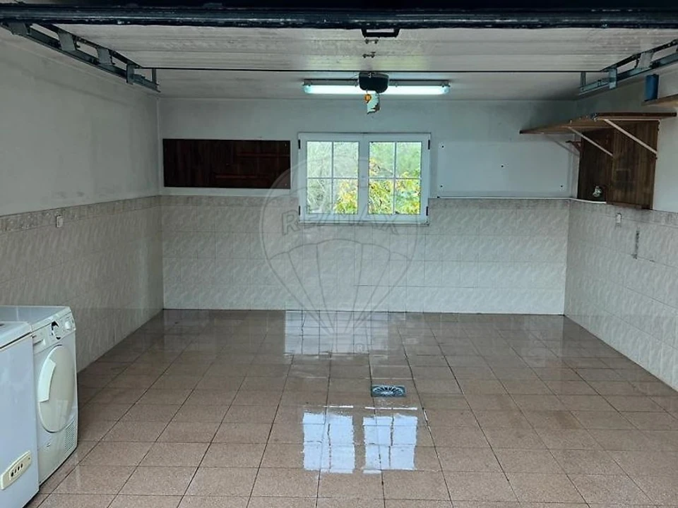 Moradia T6 para Venda em Queluz e Belas Foto 49