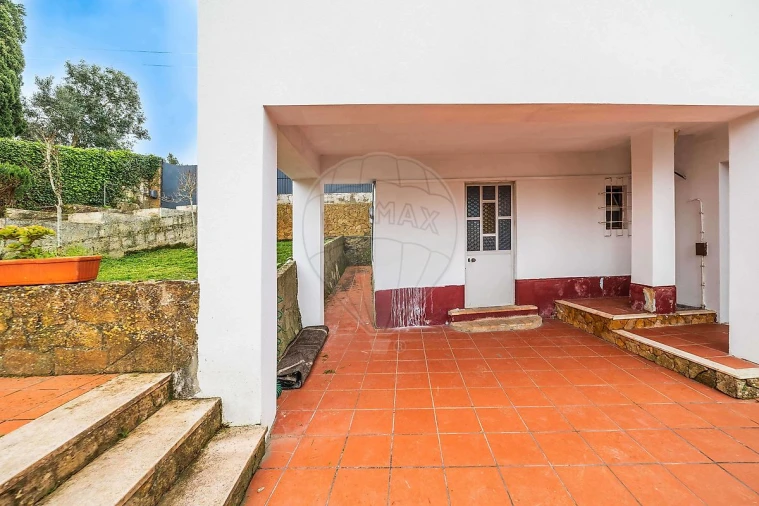 Moradia T6 para Venda em Queluz e Belas Foto 27