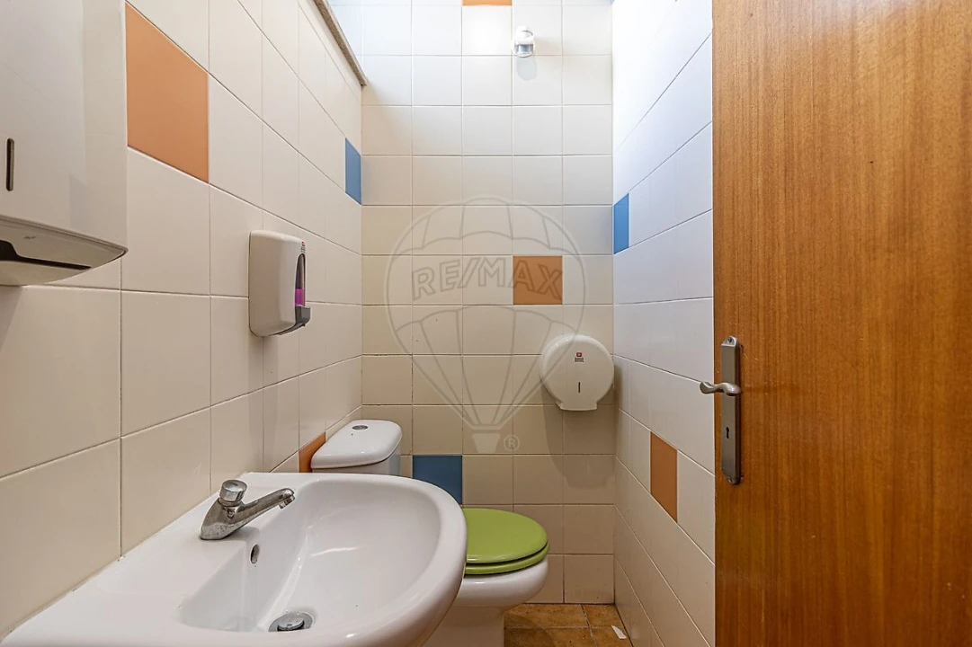 Loja para Venda em Ovar, São João, Arada e São Vicente de Pereira Jusã Foto 1