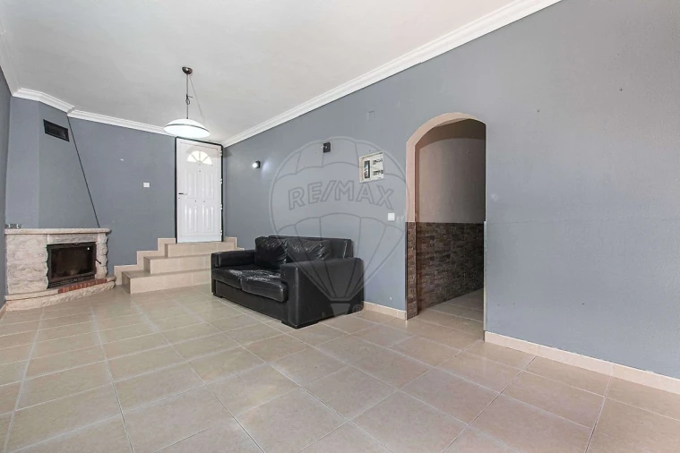 Moradia T2 para Venda em Alenquer (Santo Estêvão e Triana) Foto 6