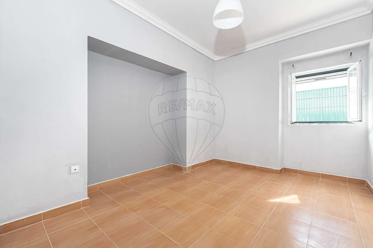 Moradia T2 para Venda em Alenquer (Santo Estêvão e Triana) Foto 11