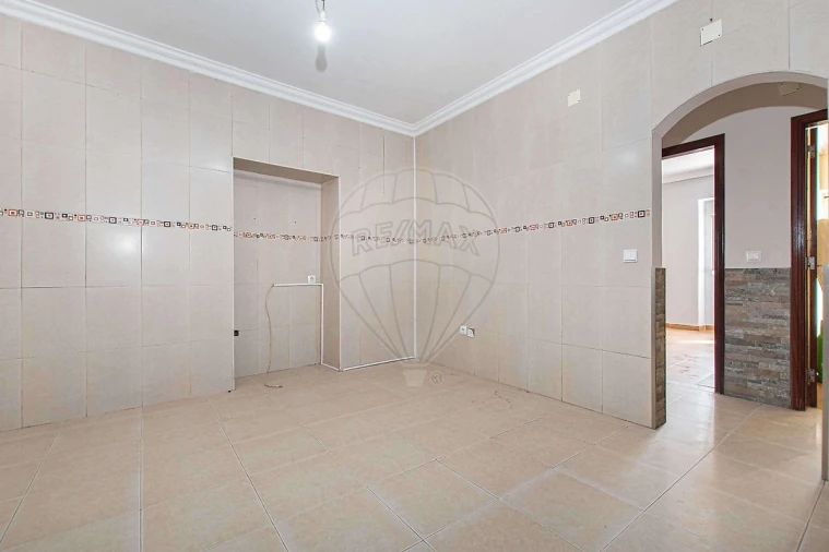 Moradia T2 para Venda em Alenquer (Santo Estêvão e Triana) Foto 12