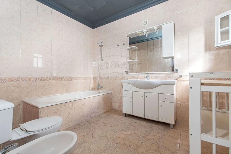 Moradia T2 para Venda em Alenquer (Santo Estêvão e Triana) Foto 8