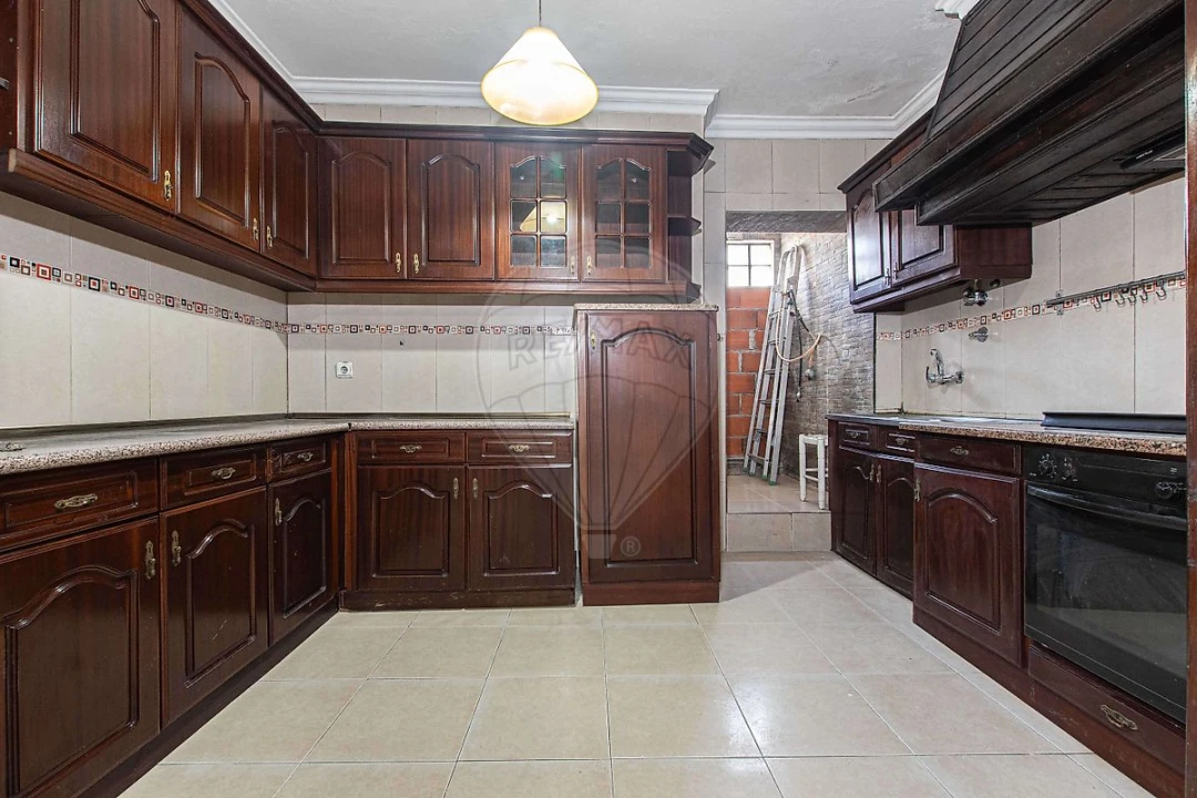 Moradia T2 para Venda em Alenquer (Santo Estêvão e Triana) Foto 9