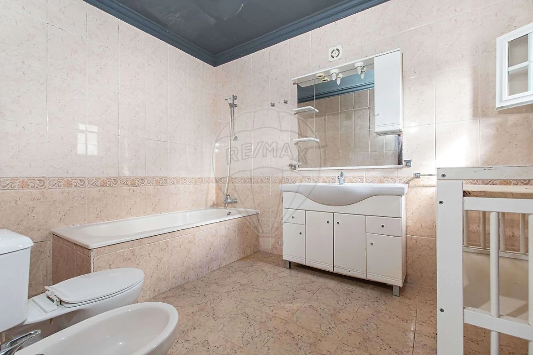 Moradia T2 para Venda em Alenquer (Santo Estêvão e Triana) Foto 8