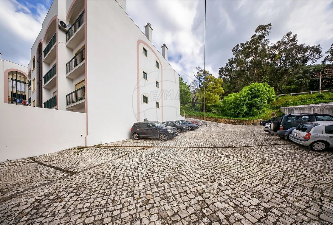 Moradia T2 para Venda em Alenquer (Santo Estêvão e Triana) Foto 4