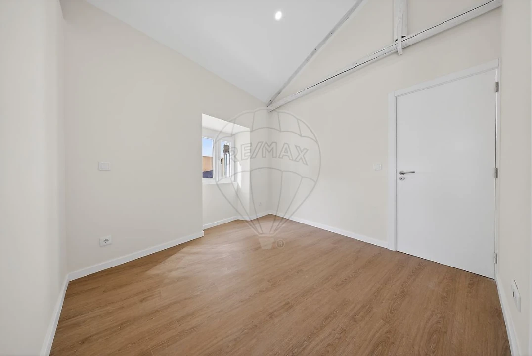 Moradia T2 para Venda em Alenquer (Santo Estêvão e Triana) Foto 17