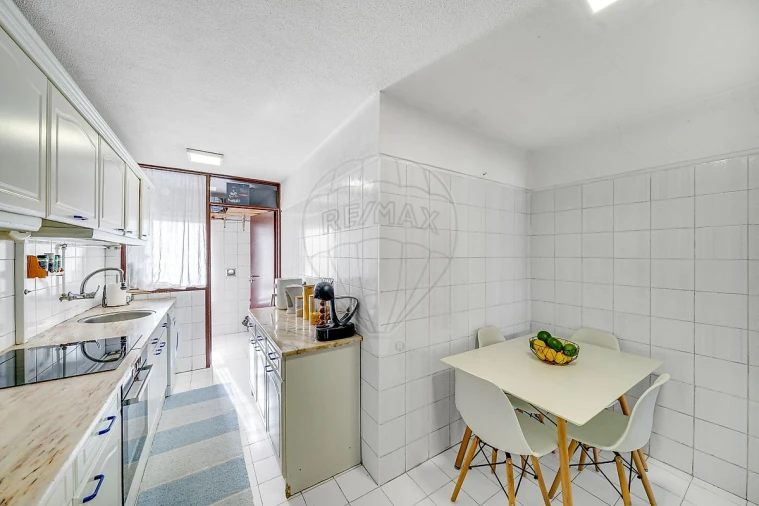 Apartamento T3 para Venda em Santa Joana Foto 1