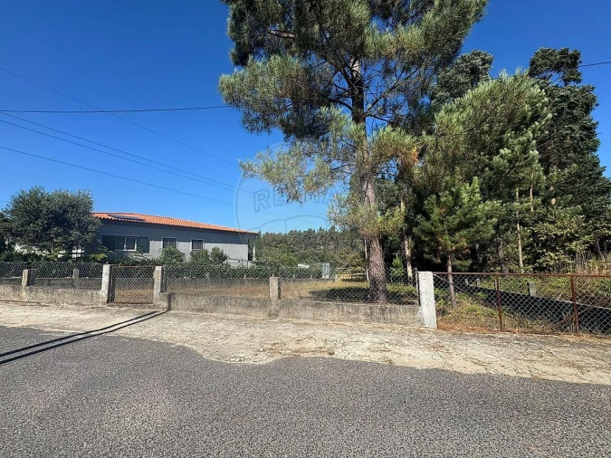 Terreno para Venda em Barrô e Aguada de Baixo Foto 1