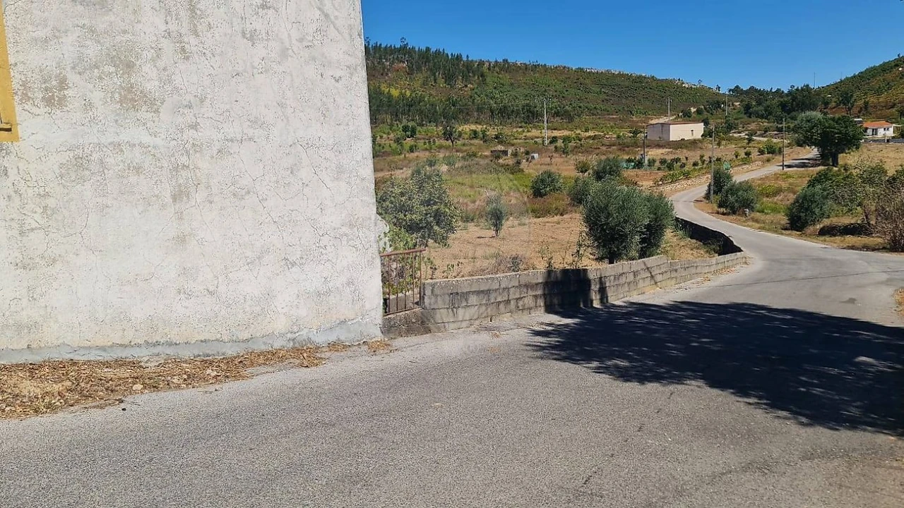 Moradia T3 para Venda em Envendos Foto 30