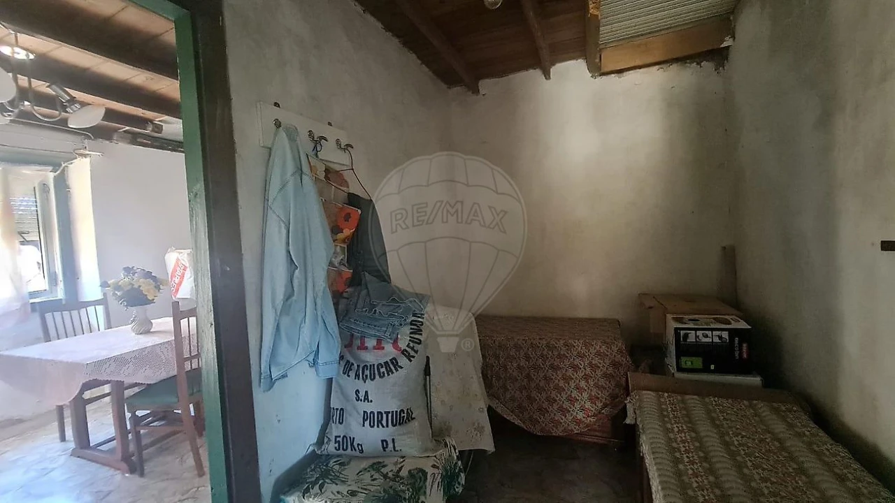 Moradia T3 para Venda em Envendos Foto 7