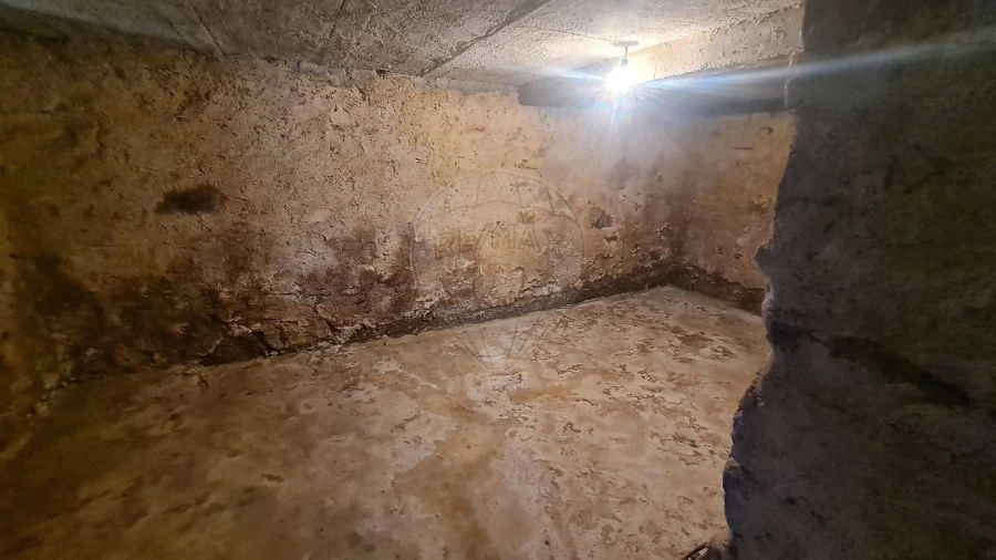 Moradia T3 para Venda em Envendos Foto 10