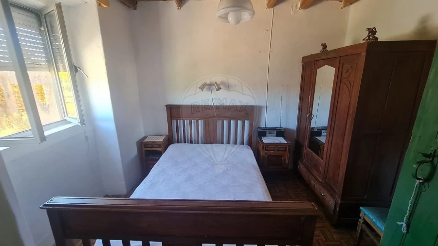 Moradia T3 para Venda em Envendos Foto 1