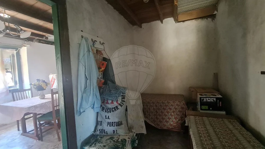 Moradia T3 para Venda em Envendos Foto 7