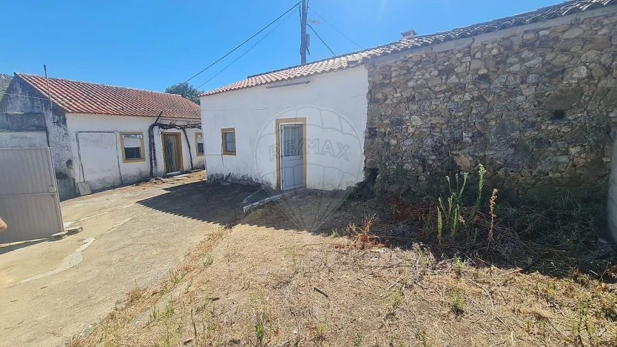 Moradia T3 para Venda em Envendos Foto 20