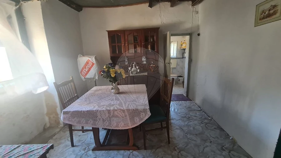 Moradia T3 para Venda em Envendos Foto 27