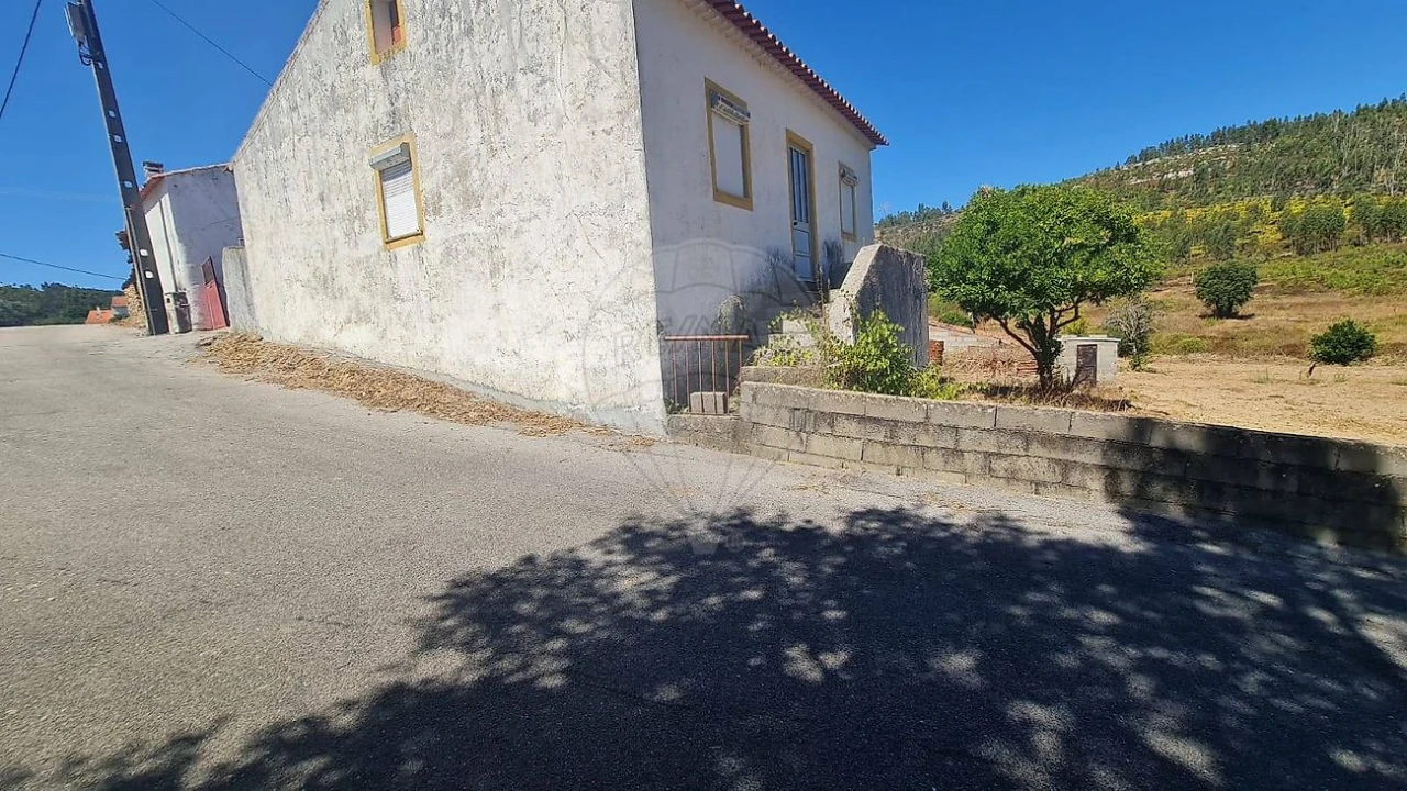 Moradia T3 para Venda em Envendos Foto 14