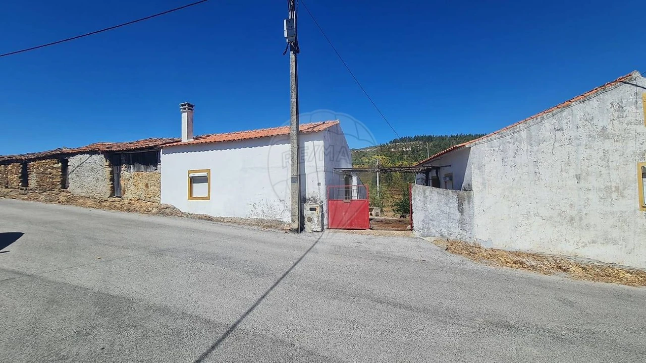 Moradia T3 para Venda em Envendos Foto 19