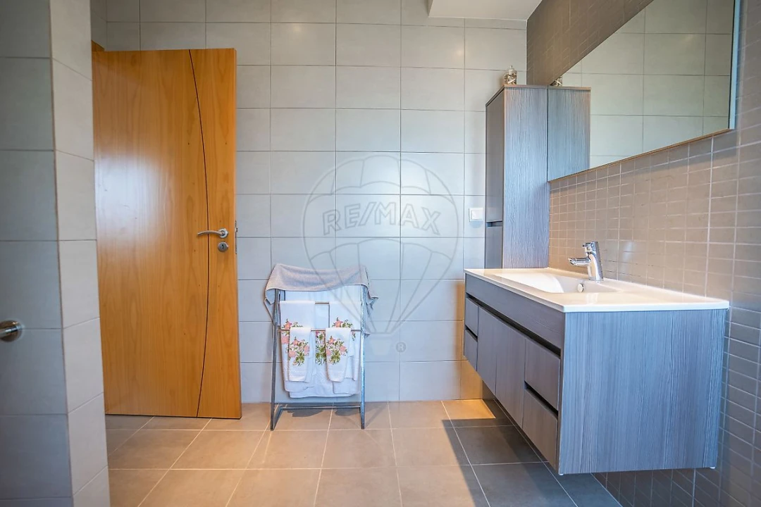 Moradia T3 para Venda em Nossa Senhora do Pópulo, Coto e São Gregório Foto 44