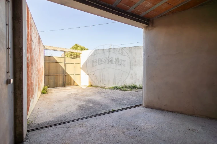 Moradia T2 para Venda em Lamas e Cercal Foto 6