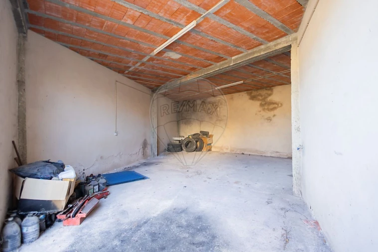 Moradia T2 para Venda em Lamas e Cercal Foto 1