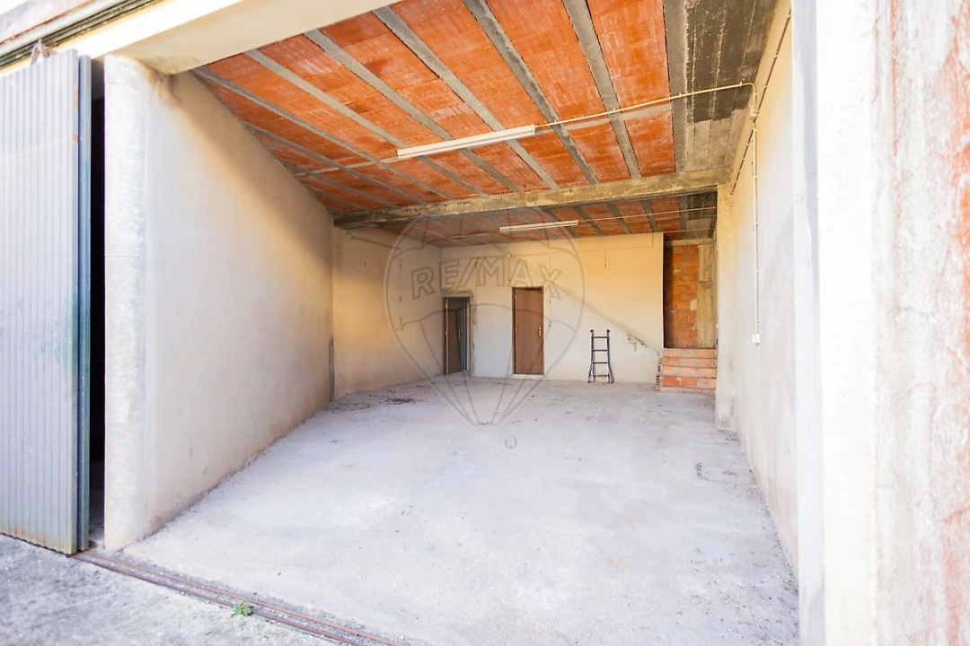 Moradia T2 para Venda em Lamas e Cercal Foto 2