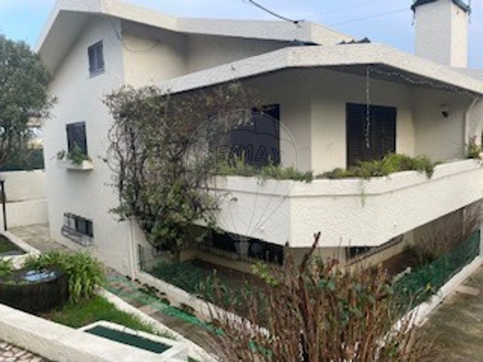 Moradia T3 para Venda em Sanguedo Foto 3