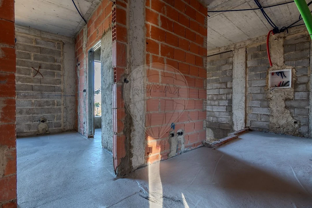 Moradia T4 para Venda em Sapataria Foto 11