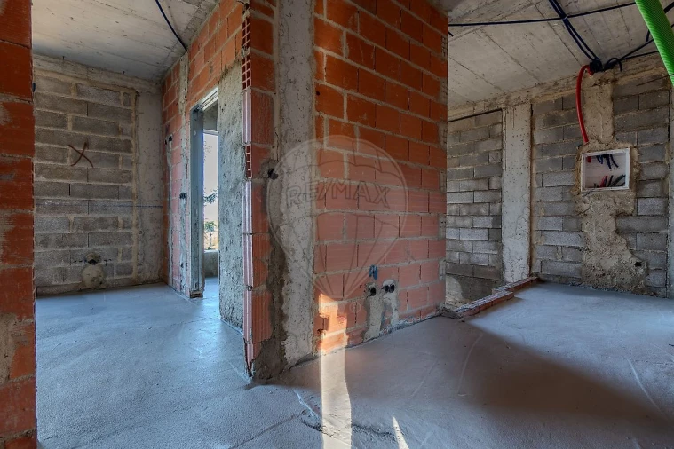 Moradia T4 para Venda em Sapataria Foto 11