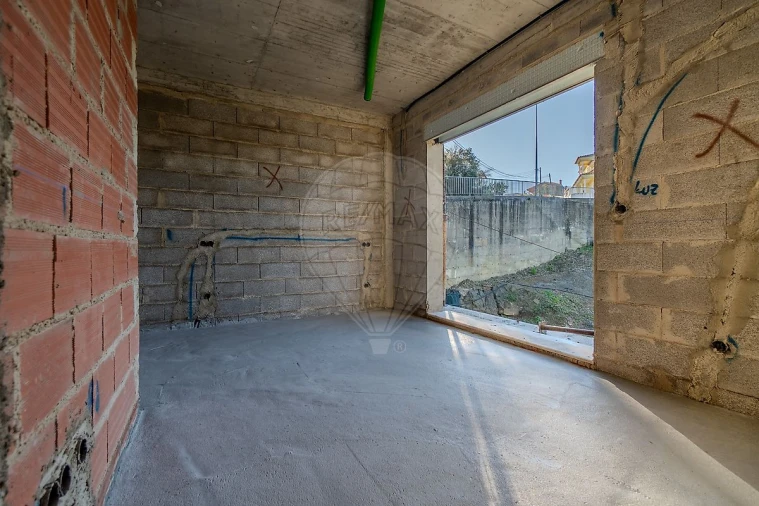 Moradia T4 para Venda em Sapataria Foto 25