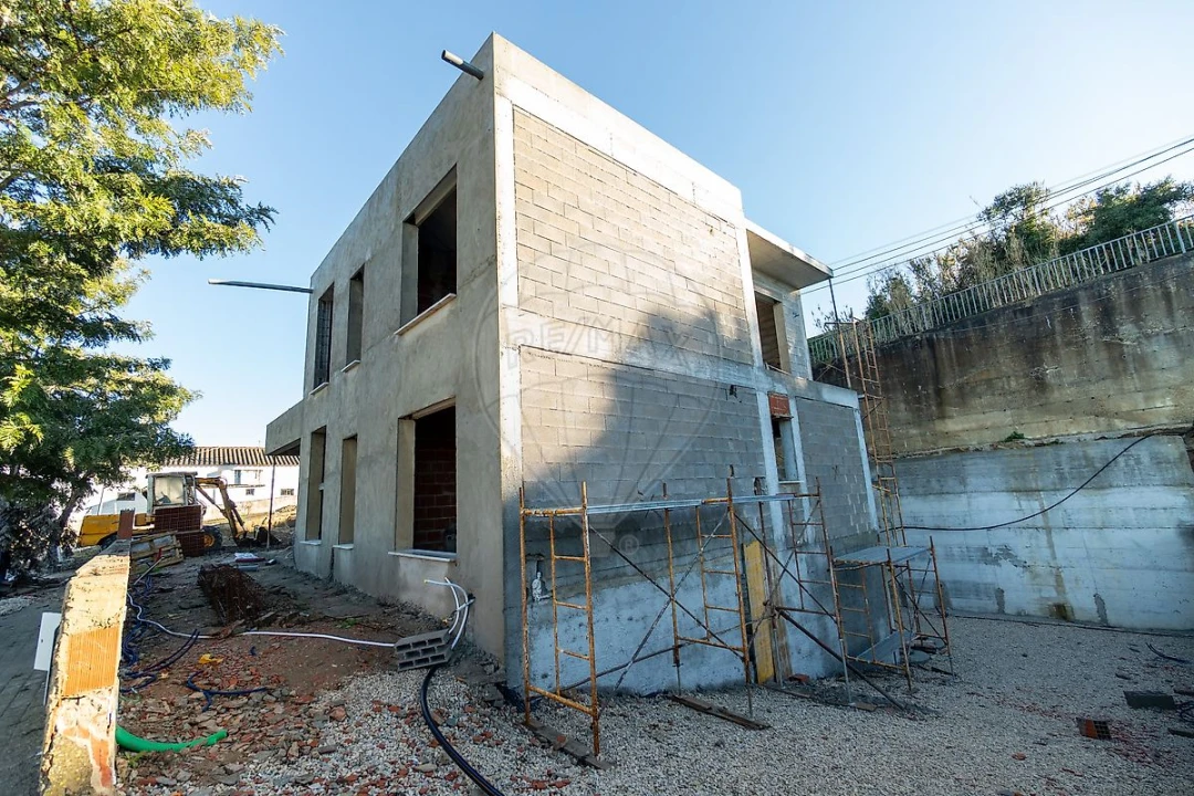 Moradia T4 para Venda em Sapataria Foto 19