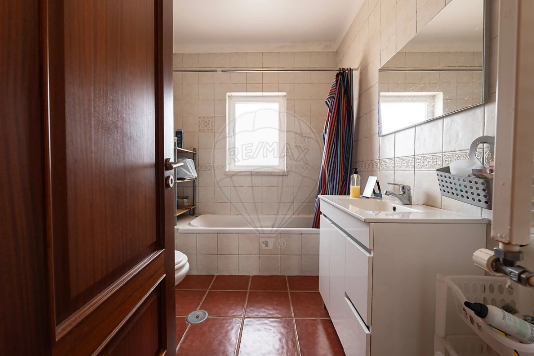 Moradia T4 para Venda em Rio Maior Foto 24