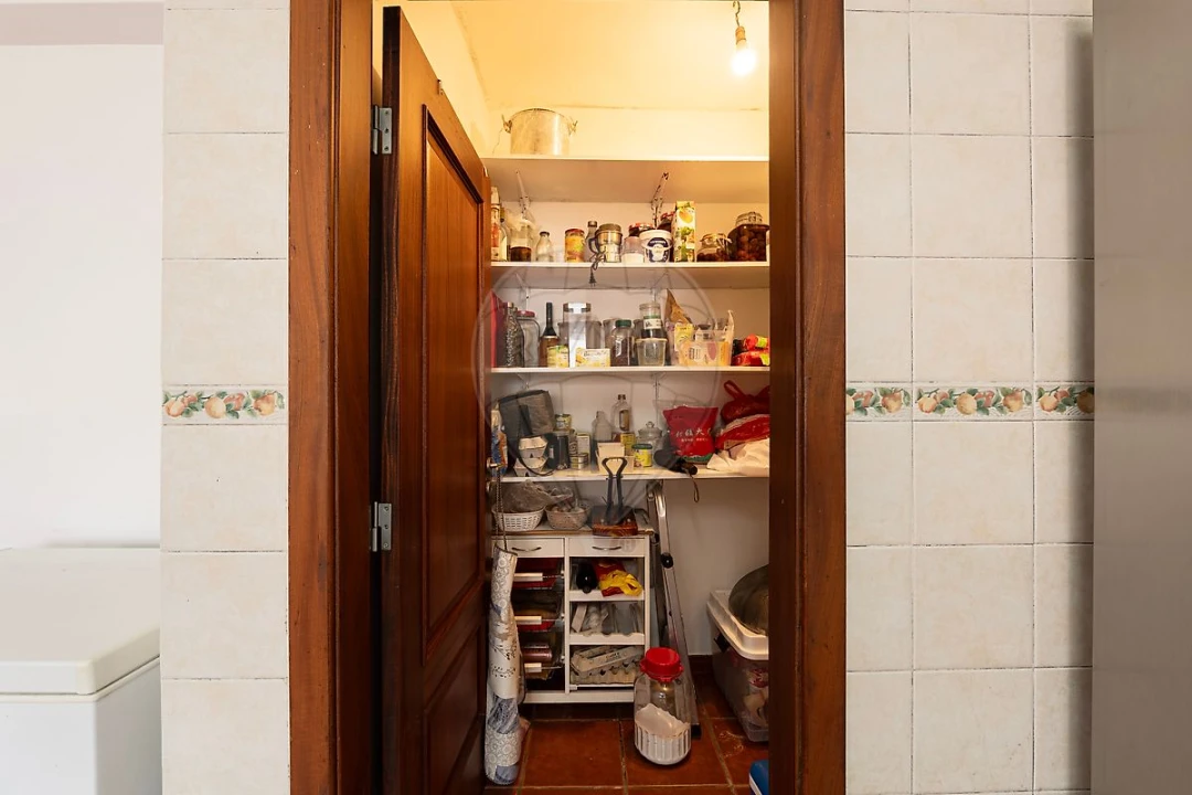 Moradia T4 para Venda em Rio Maior Foto 6