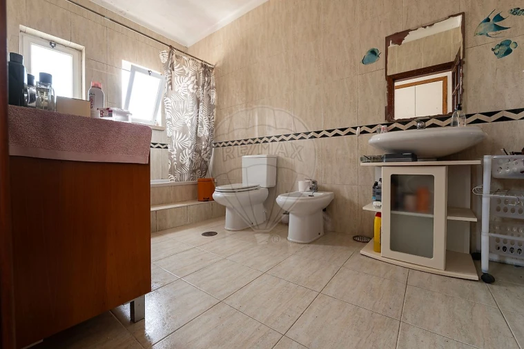 Moradia T4 para Venda em Rio Maior Foto 17