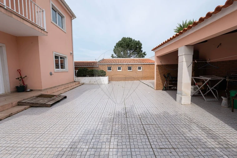 Moradia T4 para Venda em Rio Maior Foto 40