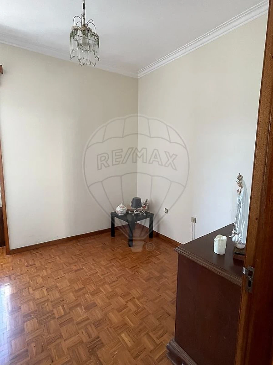 Moradia T5 para Venda em Fornelo e Vairão Foto 29