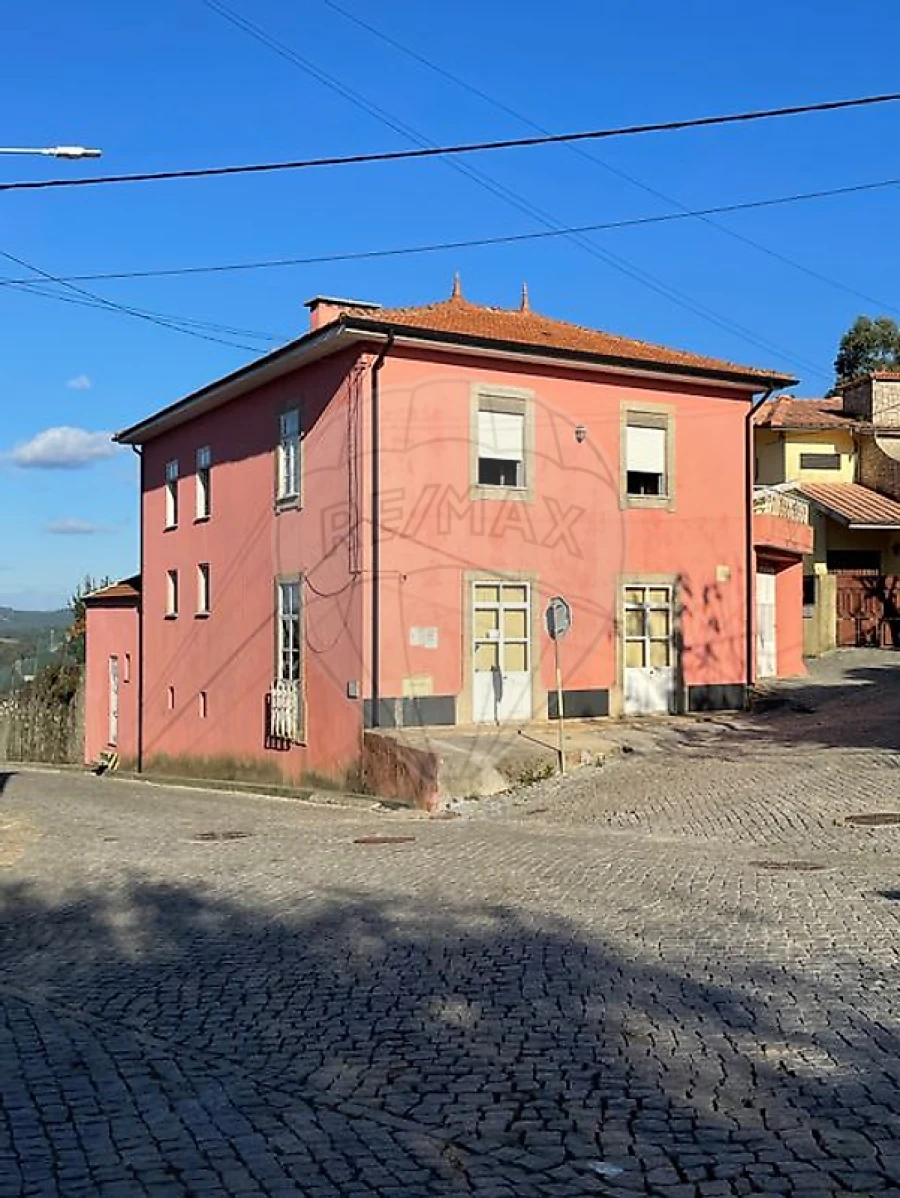 Moradia T5 para Venda em Fornelo e Vairão Foto 35