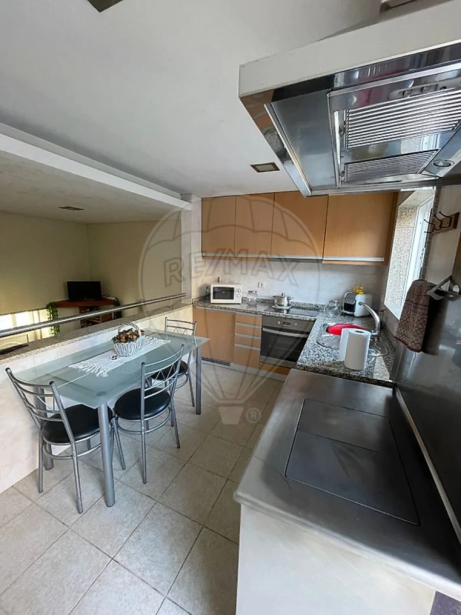 Moradia T5 para Venda em Fornelo e Vairão Foto 23