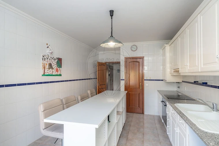 Apartamento T3 para Venda em Montemor-O-Velho e Gatões Foto 13