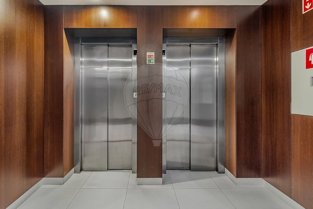 Escritório para Venda em Ramalde Foto 2