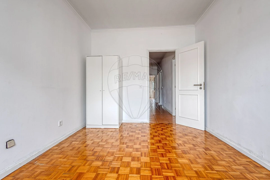 Apartamento T3 para Venda em Ermesinde Foto 4