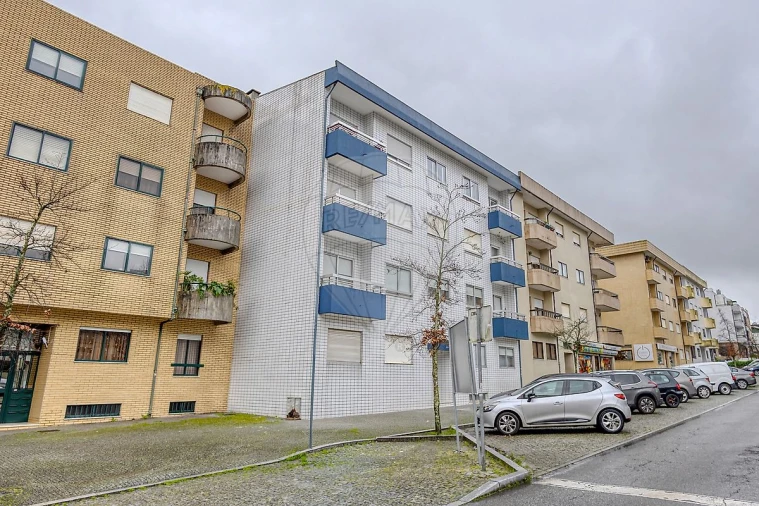 Apartamento T3 para Venda em Ermesinde Foto 1