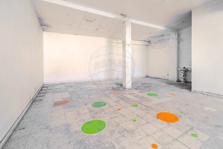 Loja para Venda em Cacém e São Marcos Foto 6