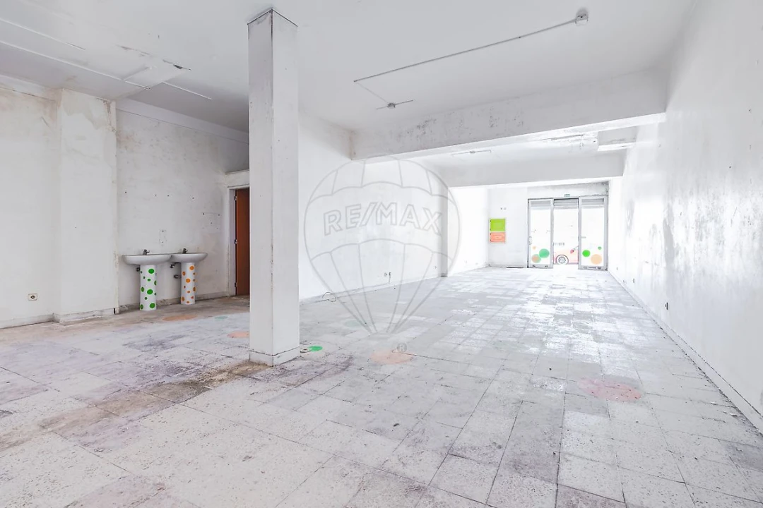 Loja para Venda em Cacém e São Marcos Foto 3