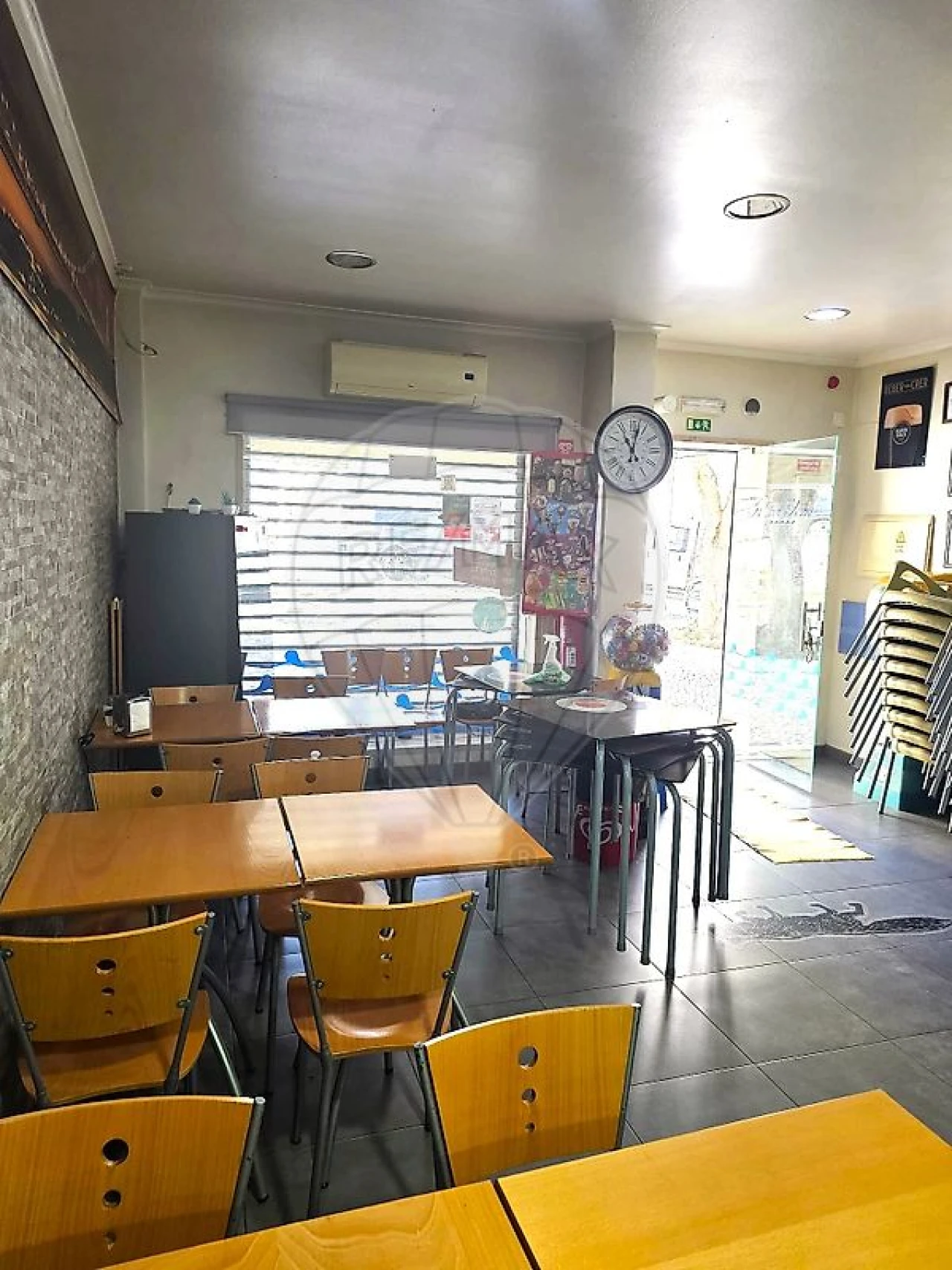 Negócio para Venda em Laranjeiro e Feijó Foto 2