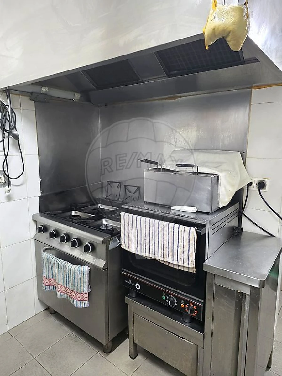 Negócio para Venda em Laranjeiro e Feijó Foto 13