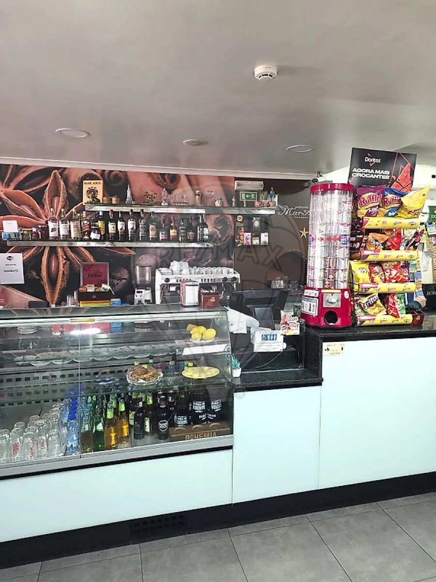 Negócio para Venda em Laranjeiro e Feijó